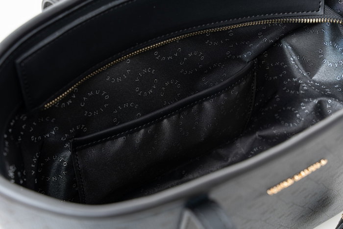 Vince Camuto Bolso Tote Negro Monogrammed Black de Piel de Polivinilo 32x11x24 cm Vince Camuto Bolso Tote Negro Monogrammed Black de Piel de Polivinilo 32x11x24 cm