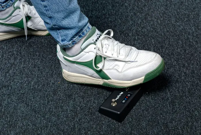 LAG HV-S2 Controlador Bluetooth para Guitarra Hyvibe Lâg con 2 Pulsadores Silenciosos