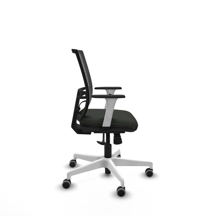 PIQUERAS Y CRESPO Silla de oficina Yunquera con mecanismo Sincro y malla negra PIQUERAS Y CRESPO Silla de oficina Yunquera con mecanismo Sincro y malla negra