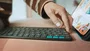 Logitech Flip Folio Teclado QWERTY Español Bluetooth Grafito