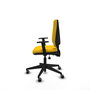 Silla de oficina Elche con mecanismo Asincro tapizada con Tela color Amarillo. Equipada con Base piramidal negra, Brazos 1D y Ruedas 65 mm parqué
