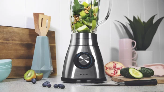 Cecotec Batidora Titanio Negro 2500W 1,8L Bol Cristal Acero Inoxidable Cecotec Batidora Titanio Negro 2500W 1,8L Bol Cristal Acero Inoxidable