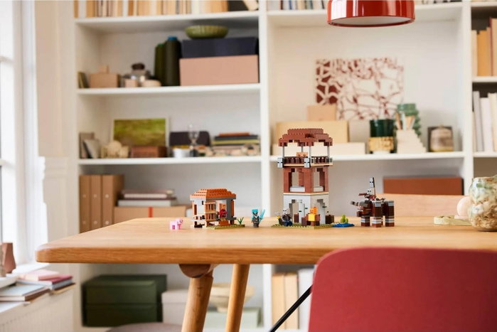 LEGO Minecraft El Puesto de Avanzada de los Saqueadores y el Devastador LEGO Minecraft El Puesto de Avanzada de los Saqueadores y el Devastador