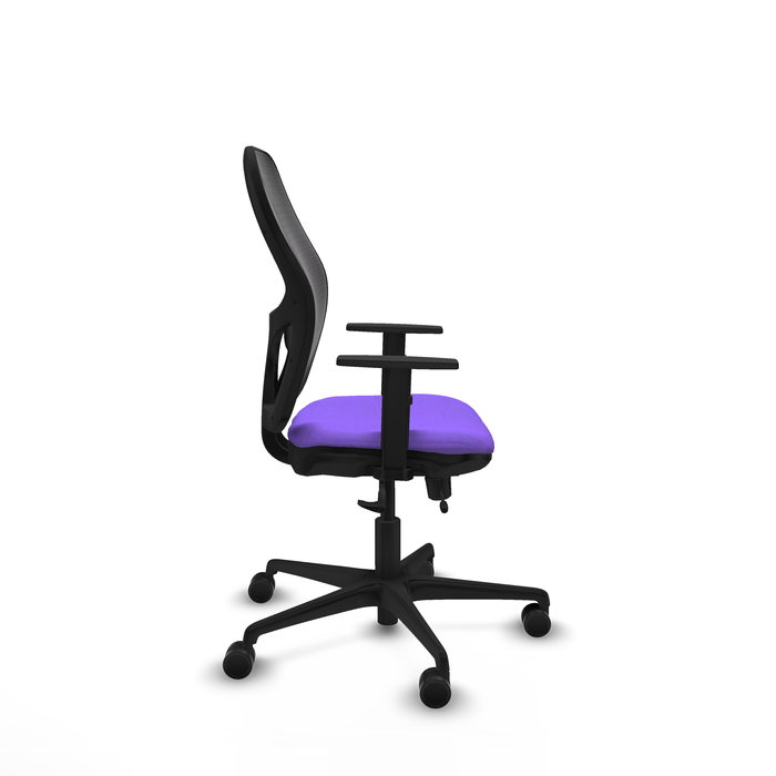 Silla de oficina Jorquera con mecanismo Sincro/Traslack tapizada con Tela color Lila y malla color Negro. Equipada con lumbar 1D, Brazos 1D y Ruedas 65mm nailon
