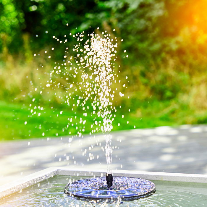 Outfit Bomba Solar para Estanques y Piscinas Diámetro 16 cm Outfit Bomba Solar para Estanques y Piscinas Diámetro 16 cm