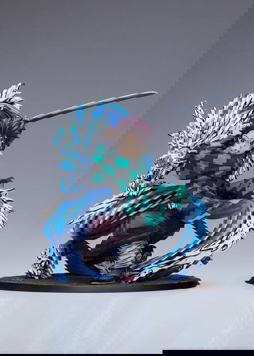 Aniplex Estatua Demon Slayer: Kimetsu no Yaiba en PVC - Altura Aprox. 19 cm con Caja Mostrador