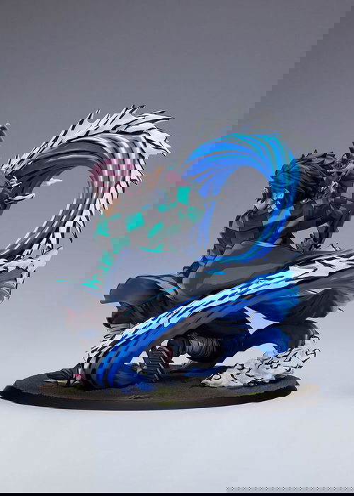 Aniplex Estatua Demon Slayer: Kimetsu no Yaiba en PVC - Altura Aprox. 19 cm con Caja Mostrador