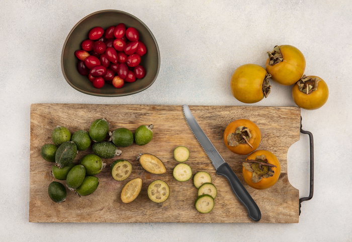 Cuyfor Set de 6 Cuchillos de Sierra para Cocina con Longitud de Hoja de 12 cm, Incluye Estuche (24 Unidades)