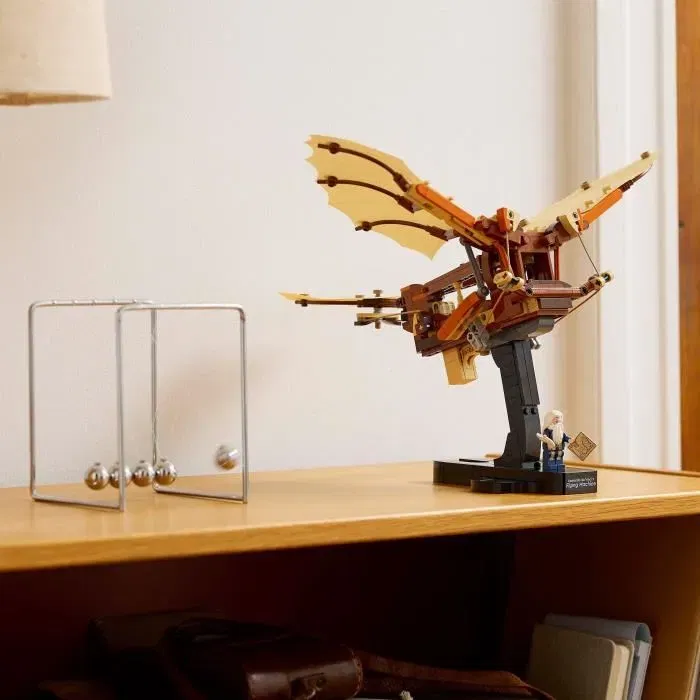 LEGO ICONS 10363 Máquina Voladora de Leonardo da Vinci, Juego Construcción, 493 Piezas, 18+ Años