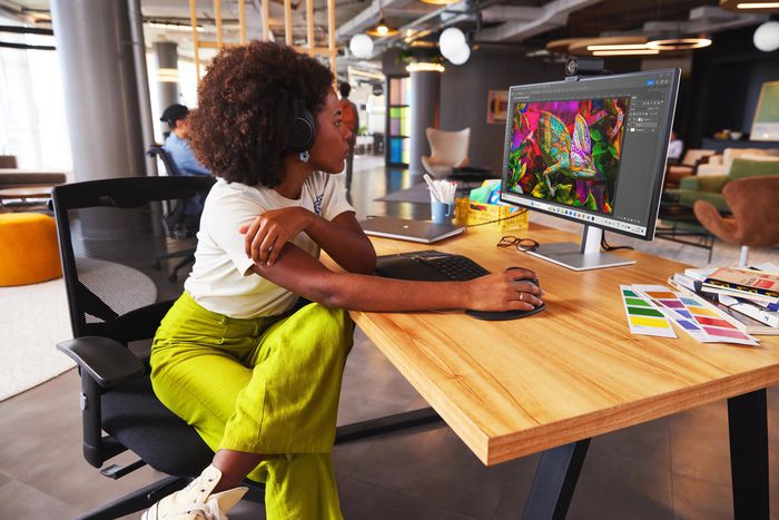 HP 727pk Monitor 27 Pulgadas 4K Thunderbolt 4