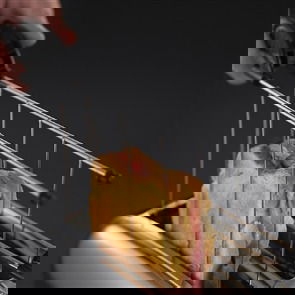 Russell Hobbs 23310-57 Tostador para Sándwiches Chester con Ranuras Anchas y Bandeja Recogemigas