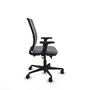 Silla de oficina Haches con mecanismo Sincro/Traslack tapizada con Tela color Gris. Equipada con lumbar 1D, Brazos 2D y Ruedas 65mm nailon