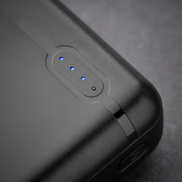 Intenso XS20000 Power Bank de 20000 mAh, Batería Externa Negro con Conector USB-C y Cable USB-A a USB-C Incluido