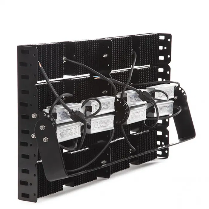 BX3 LIGHT Foco Proyector LED Estadio 400W 40000 Lumen 6000K IP65 100000h Ref BX3-SDF-400W-CW para Iluminación Deportiva Exterior BX3 LIGHT Foco Proyector LED Estadio 400W 40000 Lumen 6000K IP65 100000h Ref BX3-SDF-400W-CW para Iluminación Deportiva Exterior