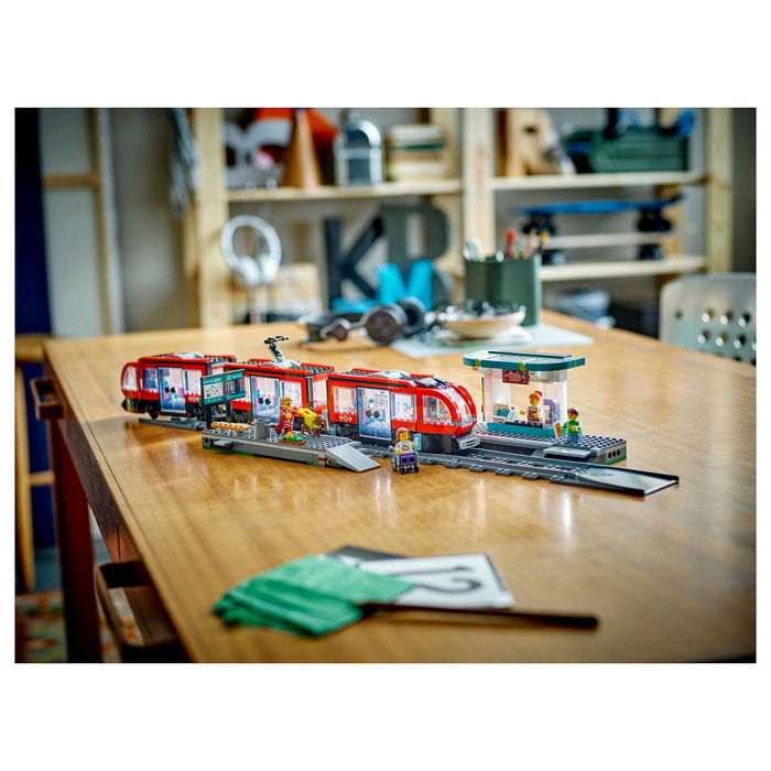LEGO 60423 City Tranvía y Estación del Centro, Juego de Construcción, 811 Piezas, 7+ Años LEGO 60423 City Tranvía y Estación del Centro, Juego de Construcción, 811 Piezas, 7+ Años