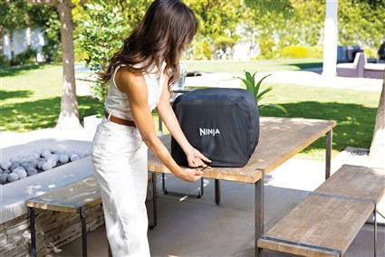 Ninja Funda Horno OO101EU Woodfire Resistente a la Intemperie para Parrilla Eléctrica de Exterior