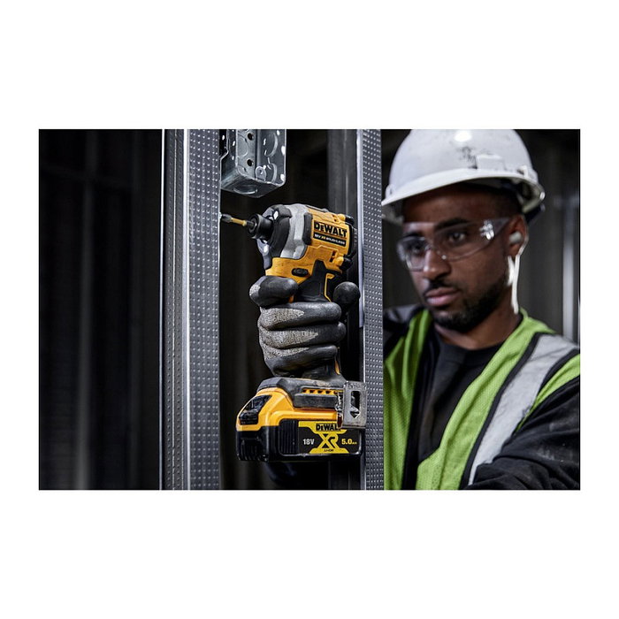 DeWALT DCF850NT Destornillador de Impacto Inalámbrico 18 Volt 1/4" con Mango de Pistola y Motor sin Escobillas