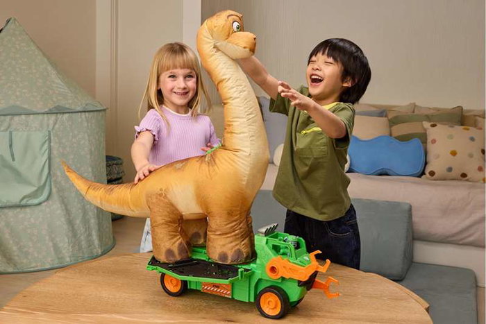 Spin Master Vehículo Paw Patrol Megasaurus Dino Movie con Dinosaurio Inflable de 76 cm