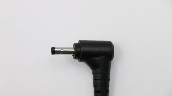 Lenovo AC adapter for Lenovo laptops, 20V output, 2.25A current, 45W power, UK plug type, genuine original power supply.