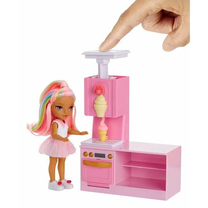 MGA Rainbow High Little Dessert Shop Playset con Muñeca Kandy y Kit de Repostería MGA Rainbow High Little Dessert Shop Playset con Muñeca Kandy y Kit de Repostería