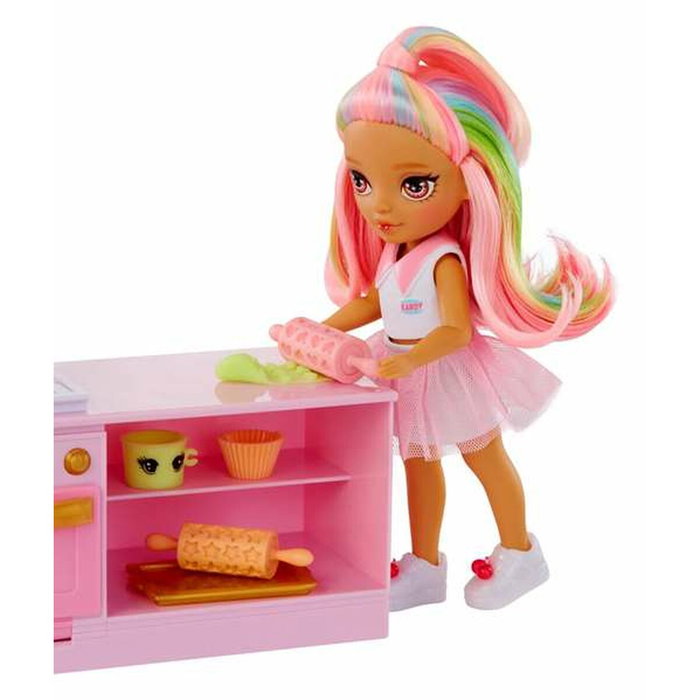 MGA Rainbow High Little Dessert Shop Playset con Muñeca Kandy y Kit de Repostería MGA Rainbow High Little Dessert Shop Playset con Muñeca Kandy y Kit de Repostería