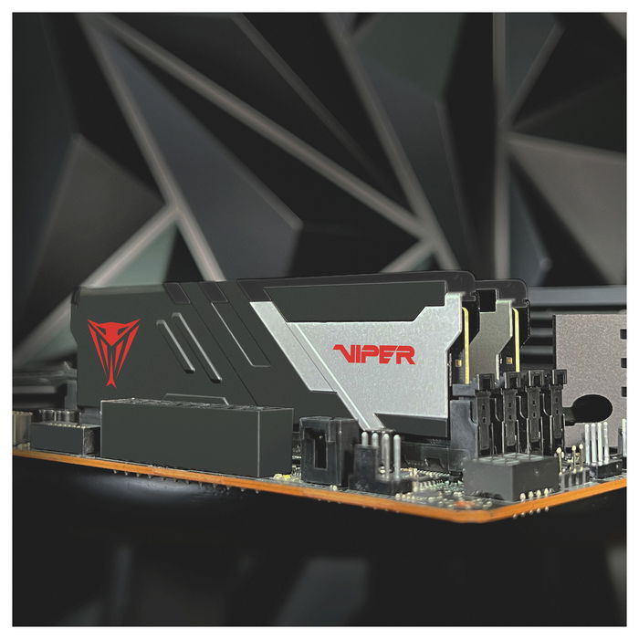 Patriot PC6000 Viper Venom 16GB (1x16GB) DDR5 CL30 6000 MT/s Memoria RAM para PC con Disipador Térmico