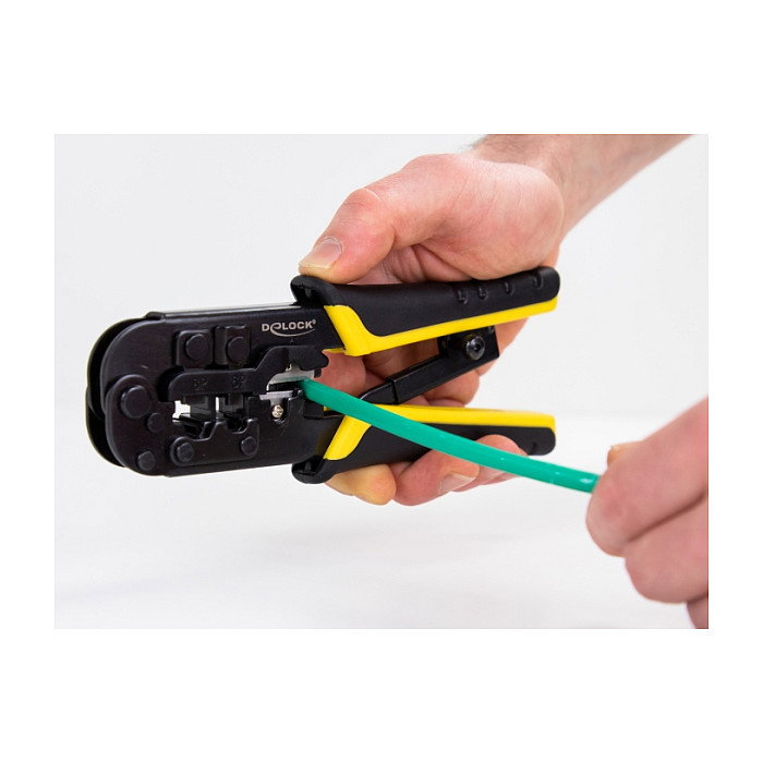 DeLOCK 90505 Alicate de crimpado universal con pelacables para RJ45, RJ12/11 o 4P DeLOCK 90505 Alicate de crimpado universal con pelacables para RJ45, RJ12/11 o 4P