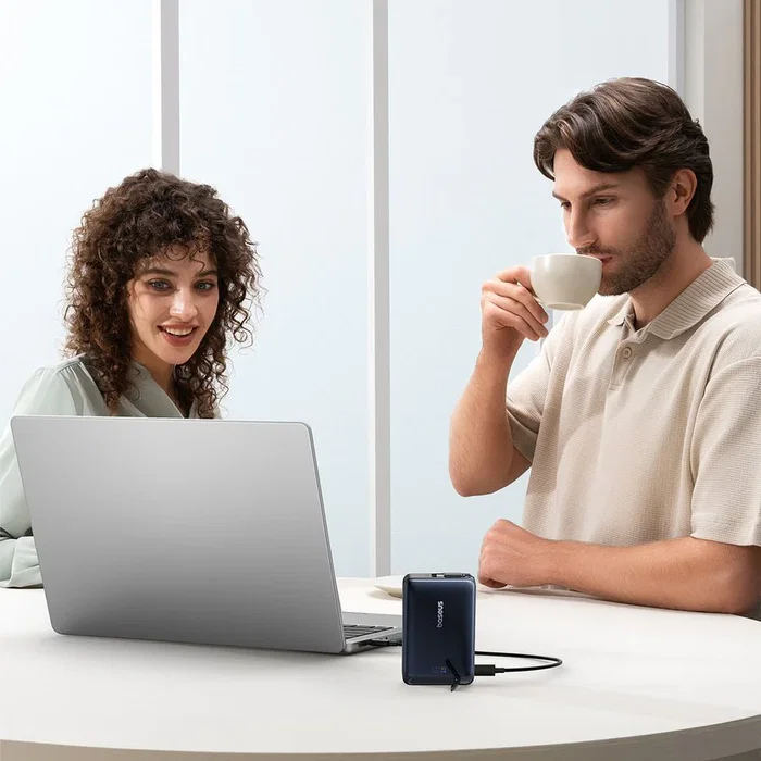 Baseus Nomos Cargador inalámbrico magnético MagSafe 10000 mAh 45W Qi2 Negro - Batería portátil con pantalla y USB-C