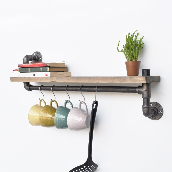 Hanah Home Boruraf008 Estantería de Tubo Hecha a Mano Madera de Abeto Metal Negro y Nogal 60x35x14 cm Hanah Home Boruraf008 Estantería de Tubo Hecha a Mano Madera de Abeto Metal Negro y Nogal 60x35x14 cm