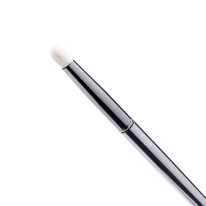 Maiko Pincel de precisión para sombras 1009 para aplicación y difuminado de maquillaje