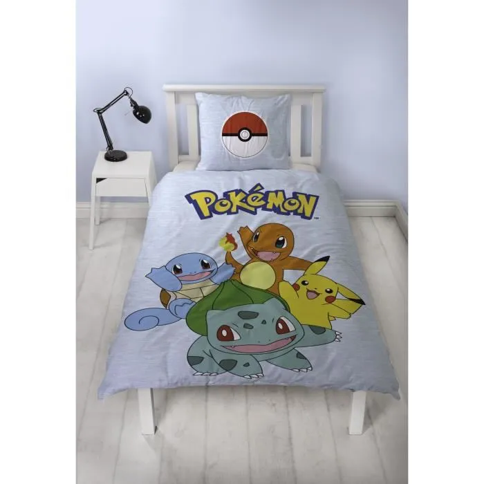 Pokemon AAART15021 Juego de Cama Reversible Microfibra Pikachu y Starter 1G III 140 x 200 cm + Funda Almohada 63 x 63 cm Pokemon AAART15021 Juego de Cama Reversible Microfibra Pikachu y Starter 1G III 140 x 200 cm + Funda Almohada 63 x 63 cm
