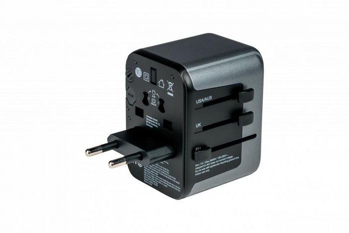 Verbatim UTA-03 Adaptador de Viaje Universal con 3 USB-C y 2 USB-A (30W PD)