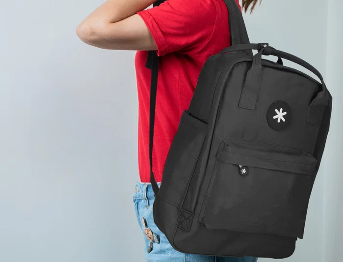 Antartik Mochila Antartik 2 asas y bolsillos exteriores negro Antartik Mochila Antartik 2 asas y bolsillos exteriores negro