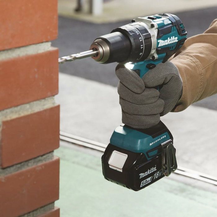 Makita DHP484RTJ Taladro de percusión inalámbrico con 2 baterías de 5 Ah Makita DHP484RTJ Taladro de percusión inalámbrico con 2 baterías de 5 Ah