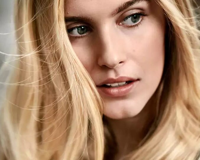 PHILIPS Secador de Pelo, Motor AC Iónico, 2100W