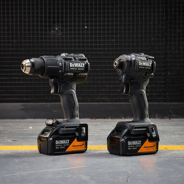 Dewalt Kit Taladro Percutor DCD86 Atornillador Impacto DCF86 Mclaren XR 18V + 2 Baterías 5 Ah + Cargador