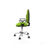 Silla de oficina Algarra con mecanismo Contacto permanente básico tapizada con Similpiel color Pistacho. Equipada con Base cromada, Brazos fijos y Ruedas de parqué