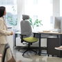 PIQUERAS Y CRESPO Silla de oficina Cilanco con mecanismo Sincro/Traslack, Amarillo y Gris