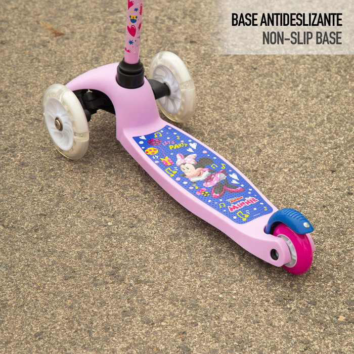 Minnie Mouse-Scooter inclinable Minnie Mouse-Scooter inclinable