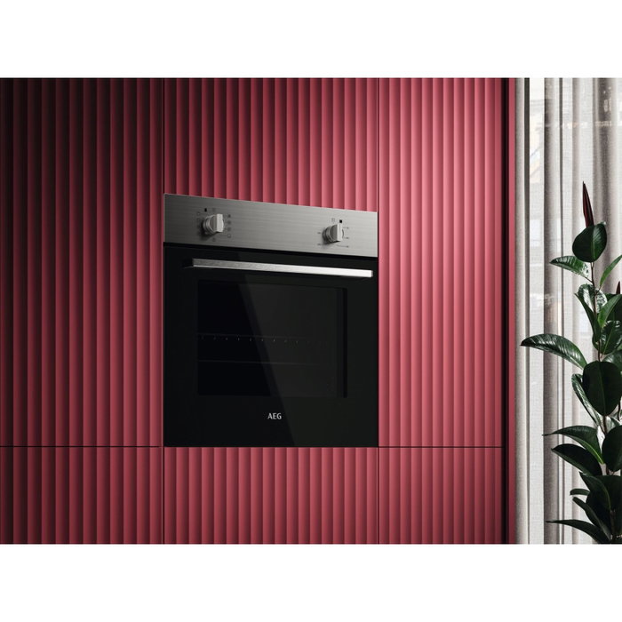 AEG OU5AB10CM Horno 5000 SurroundCook con limpieza Aqua