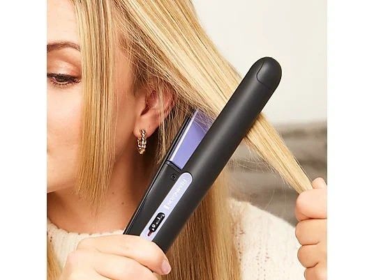 Remington Set de plancha de pelo y secador de pelo Essentials de 2000W