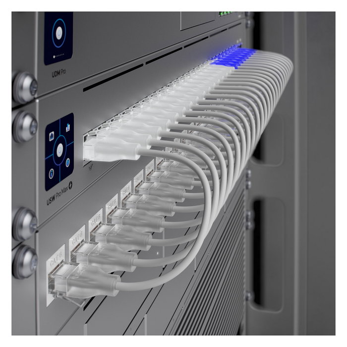 Ubiquiti USW-Pro-Max-24-PoE Switch Gestionado L3 24 Puertos Gigabit Ethernet 8 Puertos 2.5G 2 Puertos SFP+ PoE++ 400W Montaje en Rack