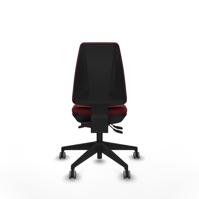 Silla de oficina Elche con mecanismo Asincro tapizada con Similpiel color Granate. Equipada con Base piramidal negra, Sin brazos y Ruedas 65 mm parqué