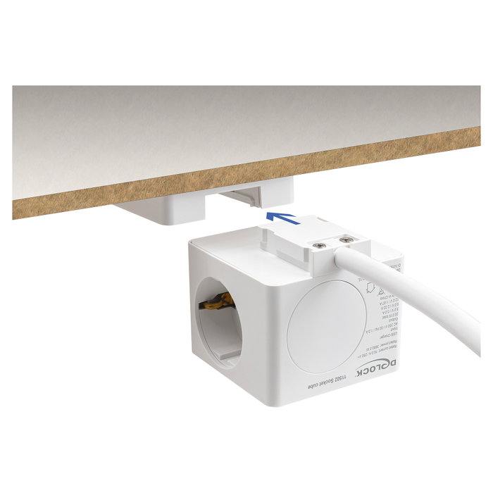 DeLOCK Cubo de 3 vías con seguro para niños y cargador USB PD 3.0 20 W, 1,5 m, blanco