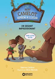 BARCANOVA Petit Camelot: Un gegant impressionant