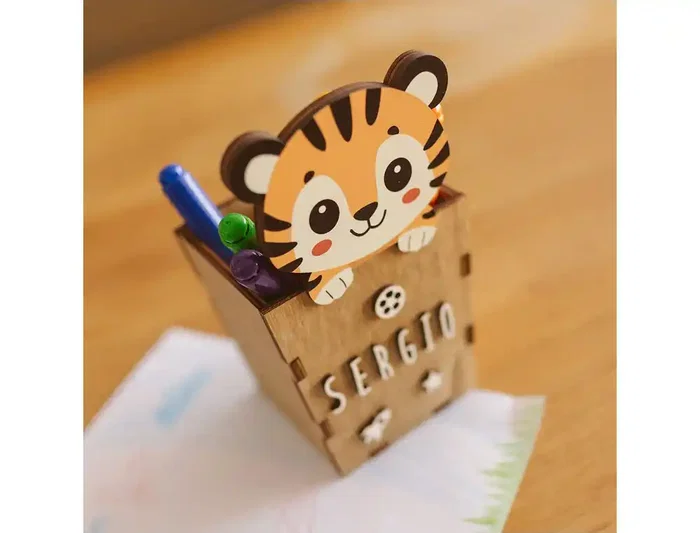 Wondee Cubilete Portalápices Personalizable Infantil Madera 180x80x100 mm