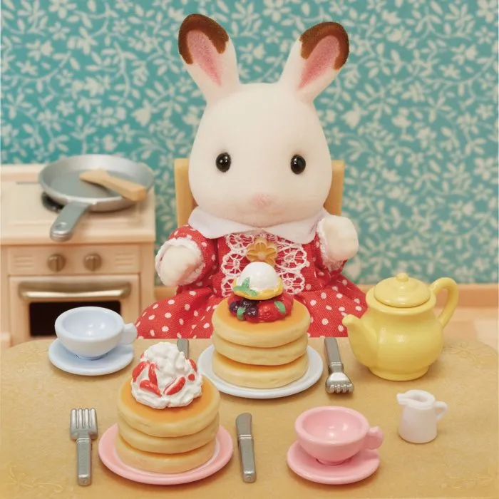 Sylvanian Families 5225 Set de Bocadillos para Panqueques con Sartén, Teteras y Accesorios