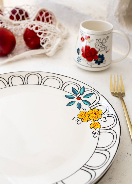 Hermia DNR0054 Juego de Platos de Servicio de Porcelana Blanca Elegante (6 Piezas), 27x27x2cm, Apto Lavavajillas, Elegancia en tu Mesa