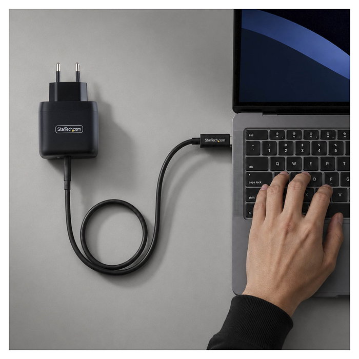 Startech Cargador de pared USB-C 65W Compacto GaN Negro