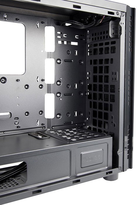 Chieftec Hawk AL-02B-TG-OP Torre Gaming con Panel de Aluminio y Vidrio Templado